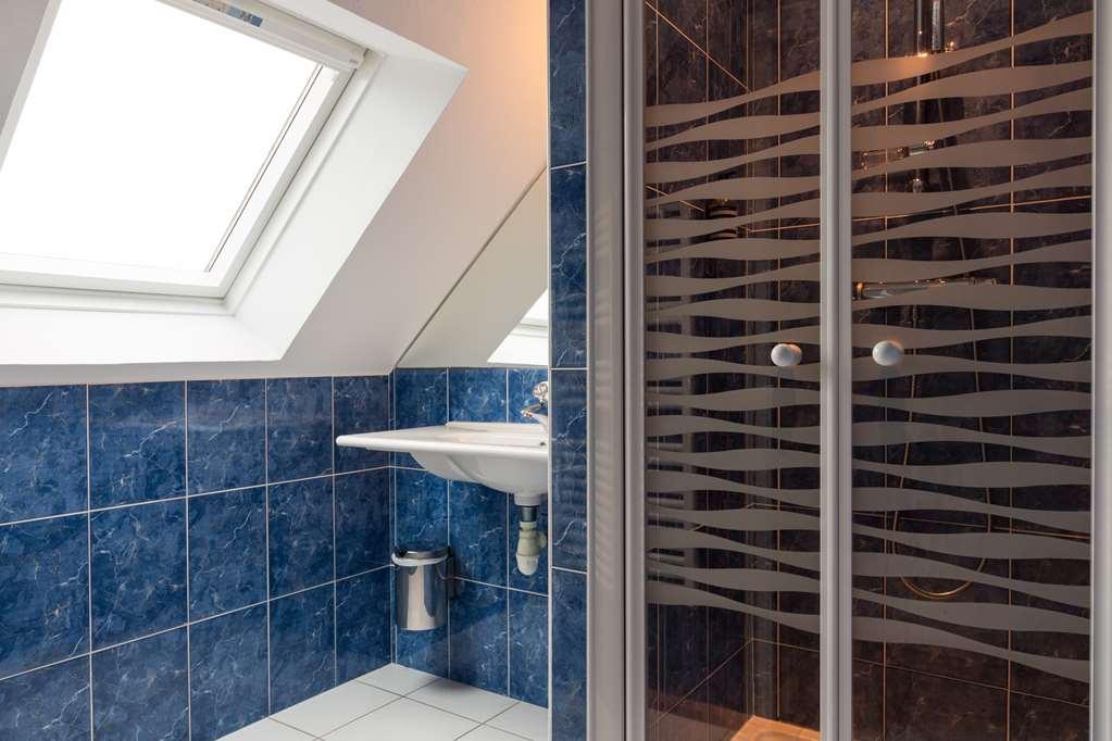 The Originals Boutique, Hotel Le Lion D'Or, Fougeres Ouest Maen Roch Удобства фото