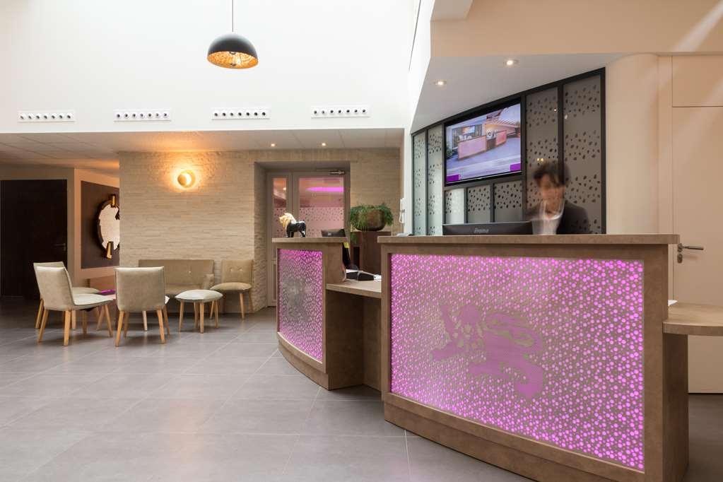 The Originals Boutique, Hotel Le Lion D'Or, Fougeres Ouest Maen Roch Интерьер фото