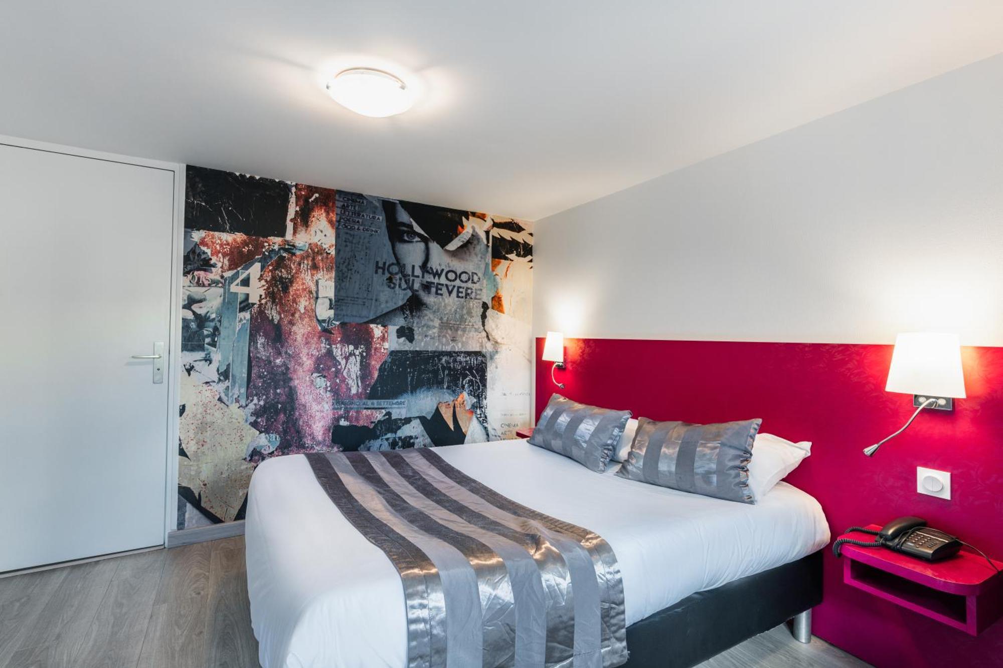 The Originals Boutique, Hotel Le Lion D'Or, Fougeres Ouest Maen Roch Экстерьер фото