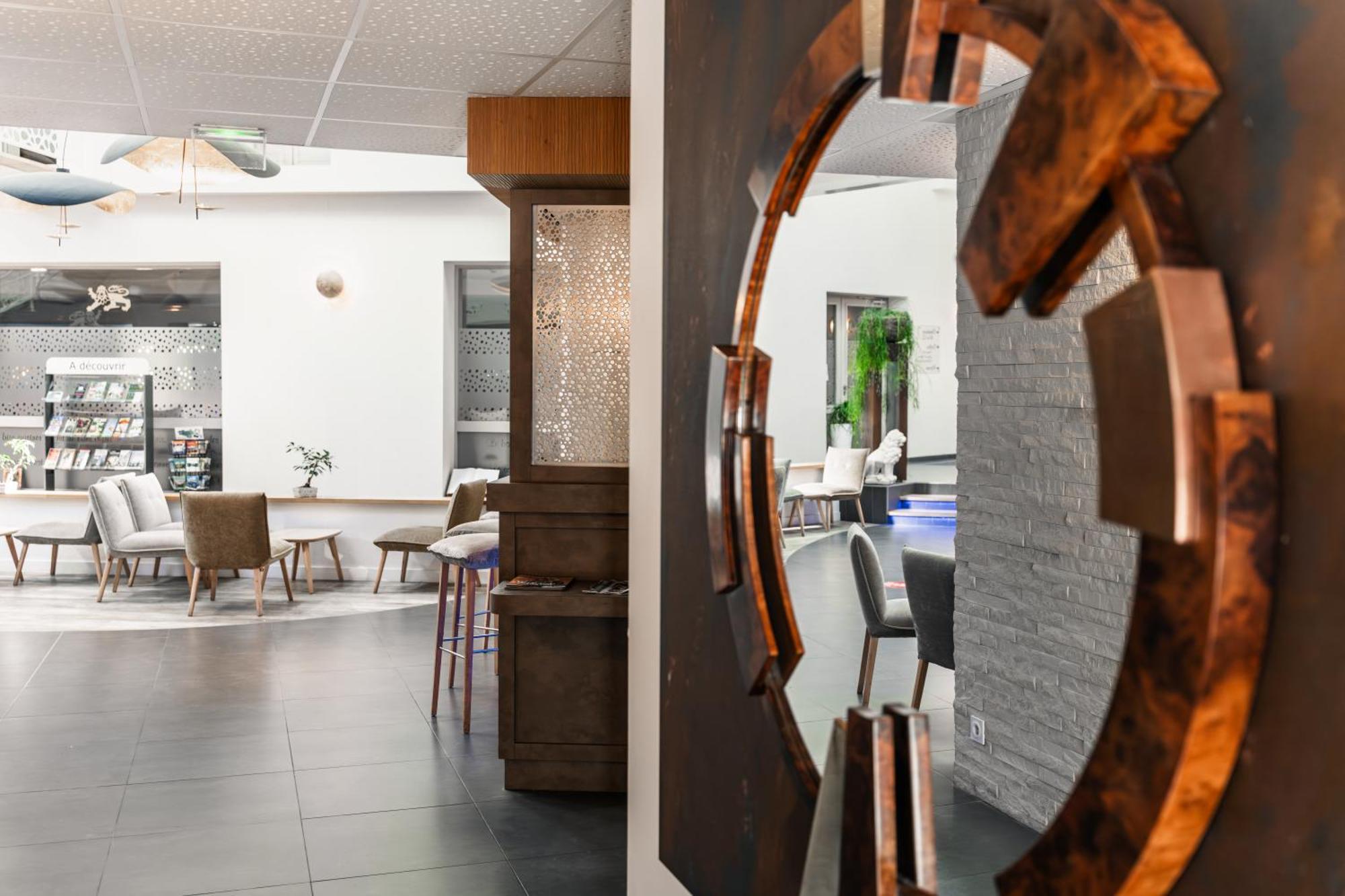 The Originals Boutique, Hotel Le Lion D'Or, Fougeres Ouest Maen Roch Экстерьер фото