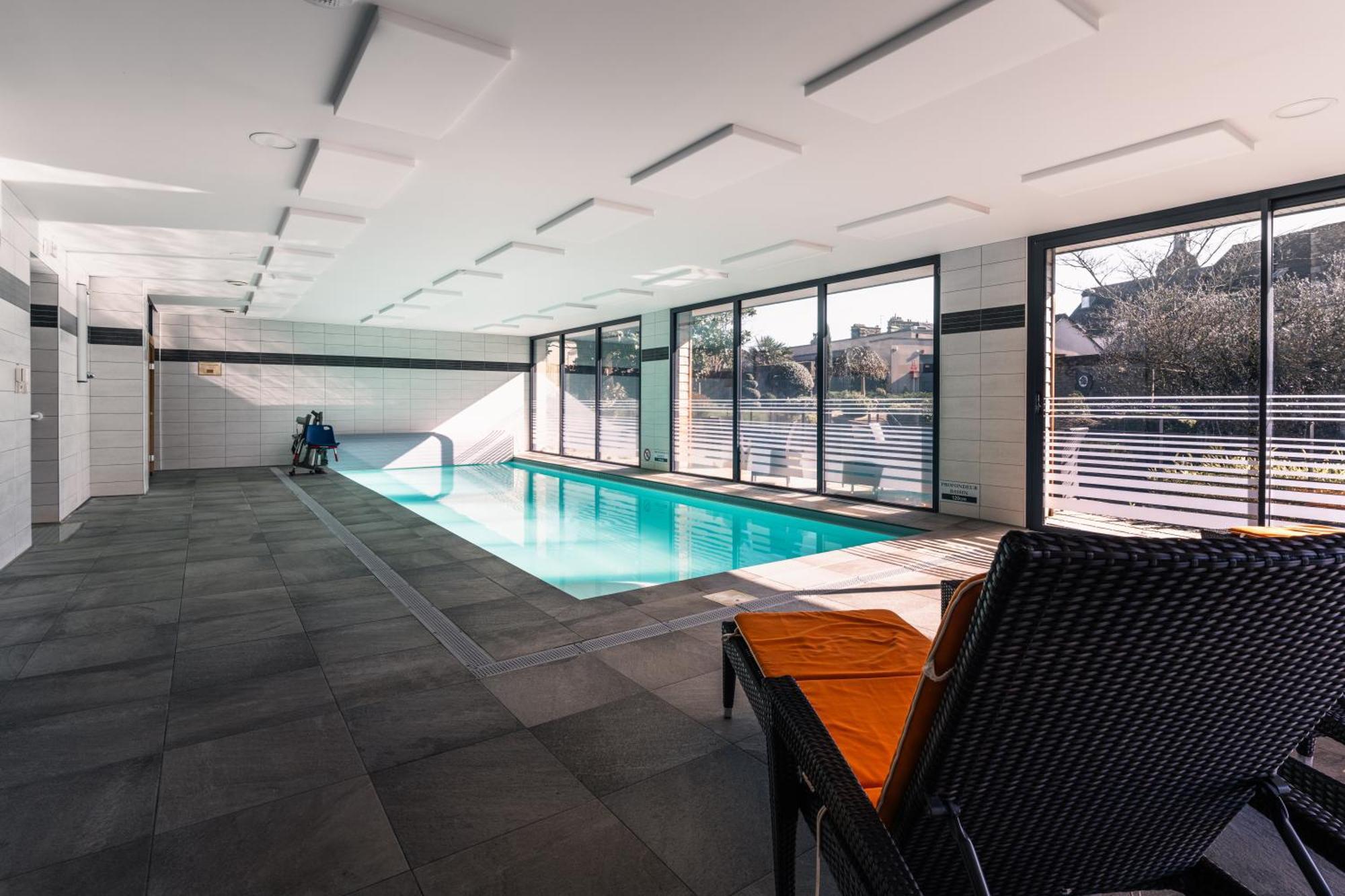 The Originals Boutique, Hotel Le Lion D'Or, Fougeres Ouest Maen Roch Экстерьер фото